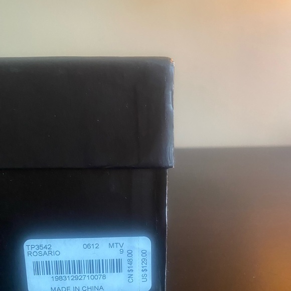 BEBE Rosario-red satin and leather high heel! 5” heel 1.5” platform - Picture 9 of 11